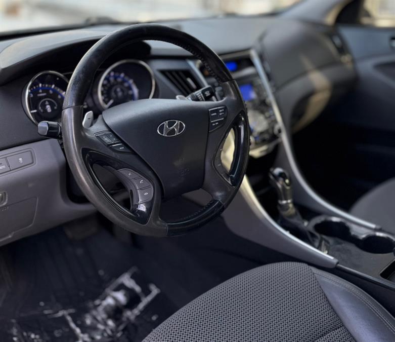 2011 Hyundai Sonata SE 2.0T photo