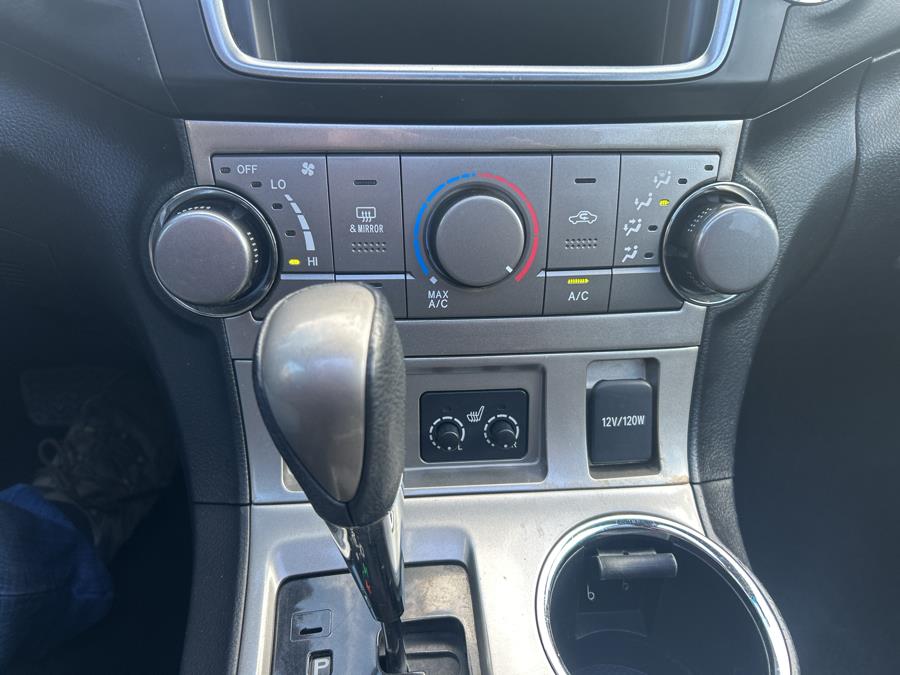 2013 Toyota Highlander photo