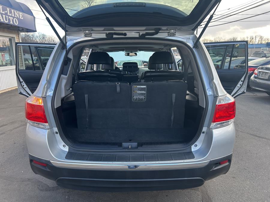 2013 Toyota Highlander photo