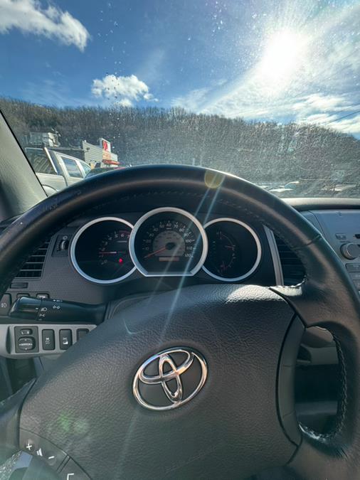 2009 Toyota Tacoma V6 photo