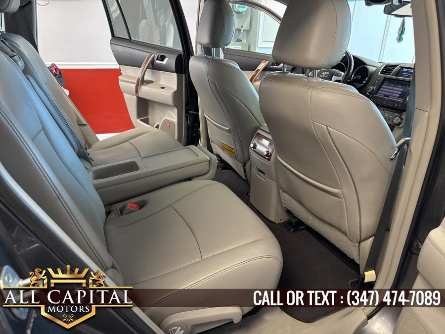 2012 Toyota Highlander Limited photo
