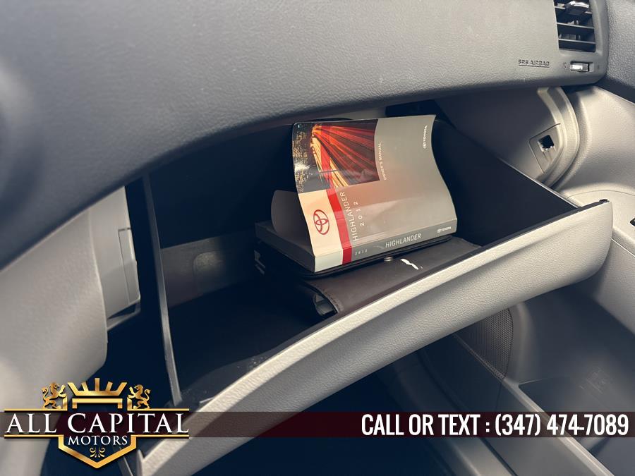 2012 Toyota Highlander Limited photo