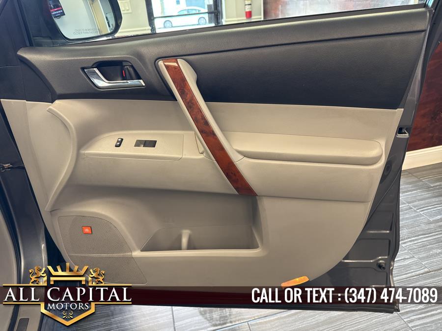 2012 Toyota Highlander Limited photo