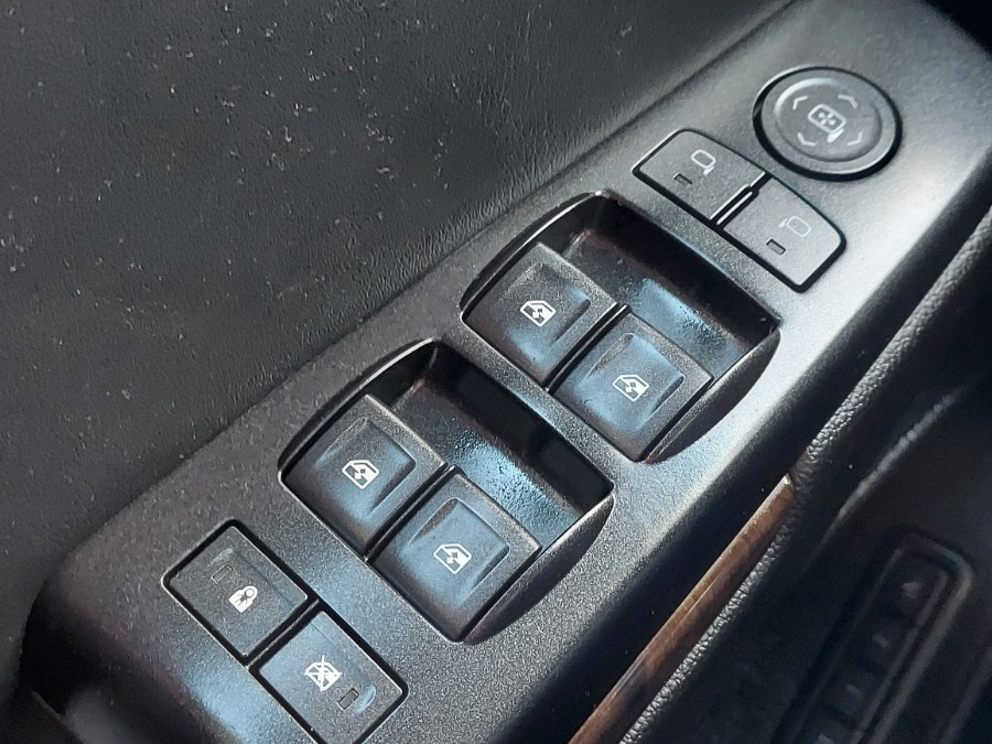 2016 Chevrolet Tahoe 4WD 4dr LT photo