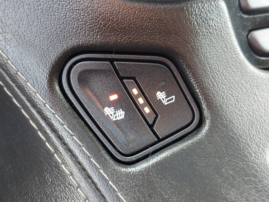 2016 Chevrolet Tahoe 4WD 4dr LT photo