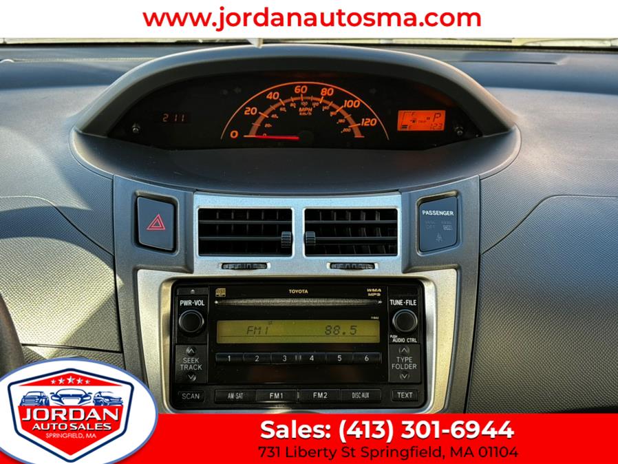 2009 Toyota Yaris S photo