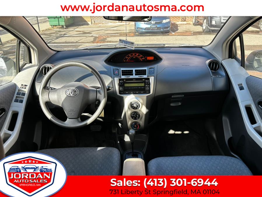 2009 Toyota Yaris S photo