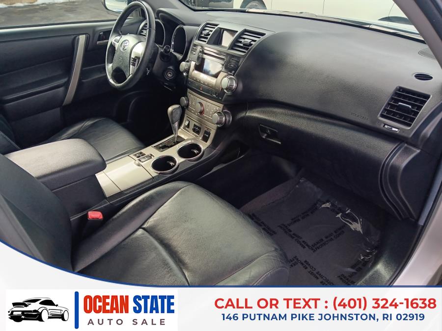 2011 Toyota Highlander photo