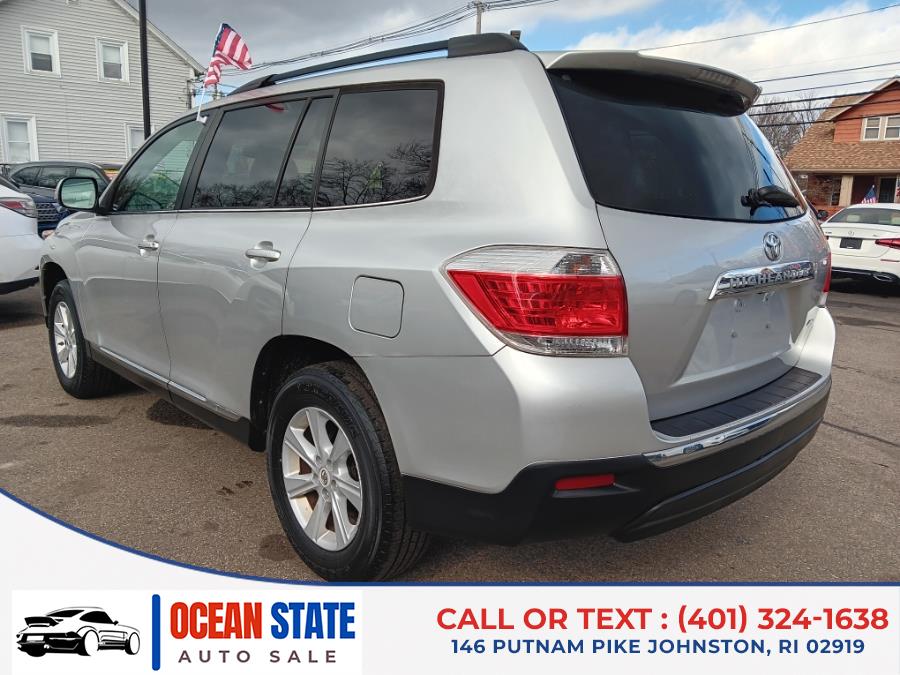 2011 Toyota Highlander photo