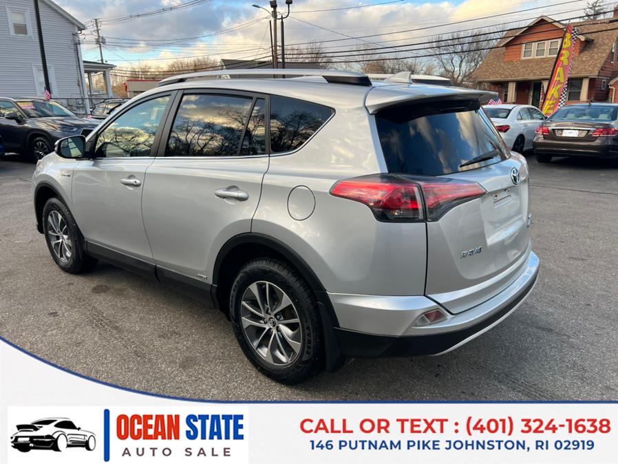 2016 Toyota RAV4 Hybrid AWD 4dr XLE (Natl) photo