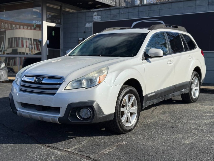 2013 Subaru Outback 2.5i Limited photo