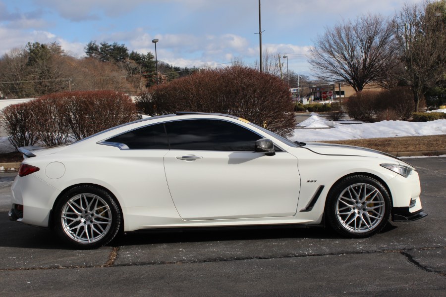 2017 Infiniti Q60 2.0t Premium AWD photo