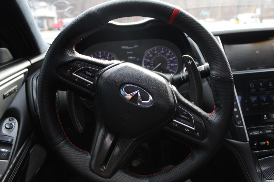 2017 Infiniti Q60 2.0t Premium AWD photo