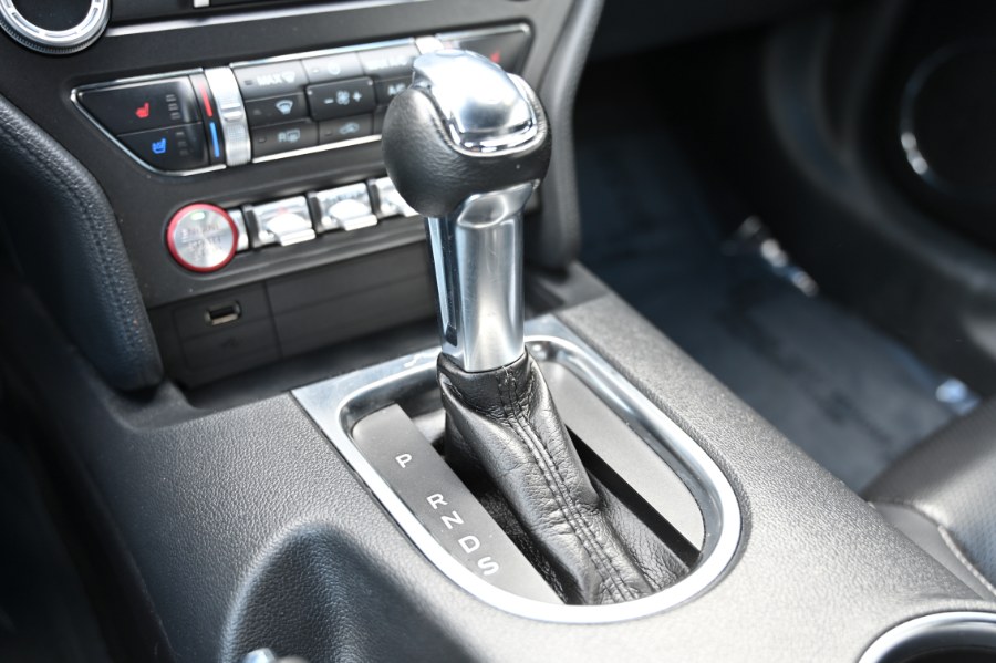 2023 Ford Mustang EcoBoost Premium Convertible photo