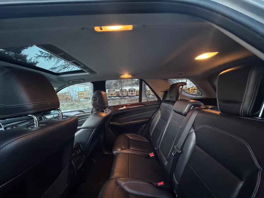 2012 Mercedes-Benz M-Class ML350 BlueTEC photo