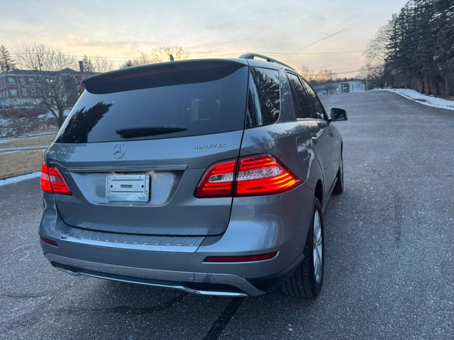 2012 Mercedes-Benz M-Class ML350 BlueTEC photo