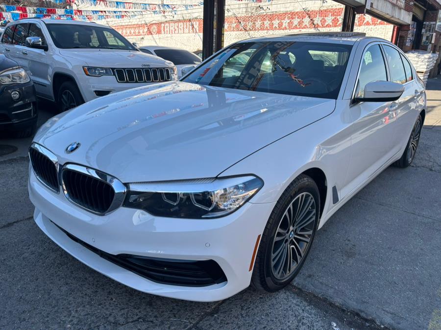 2019 BMW 5-Series 530i xDrive Sedan photo