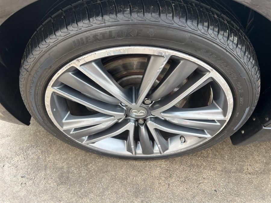 2015 Infiniti Q50 Premium AWD 4dr Sedan photo