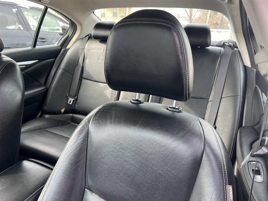2015 Infiniti Q50 Premium AWD 4dr Sedan photo