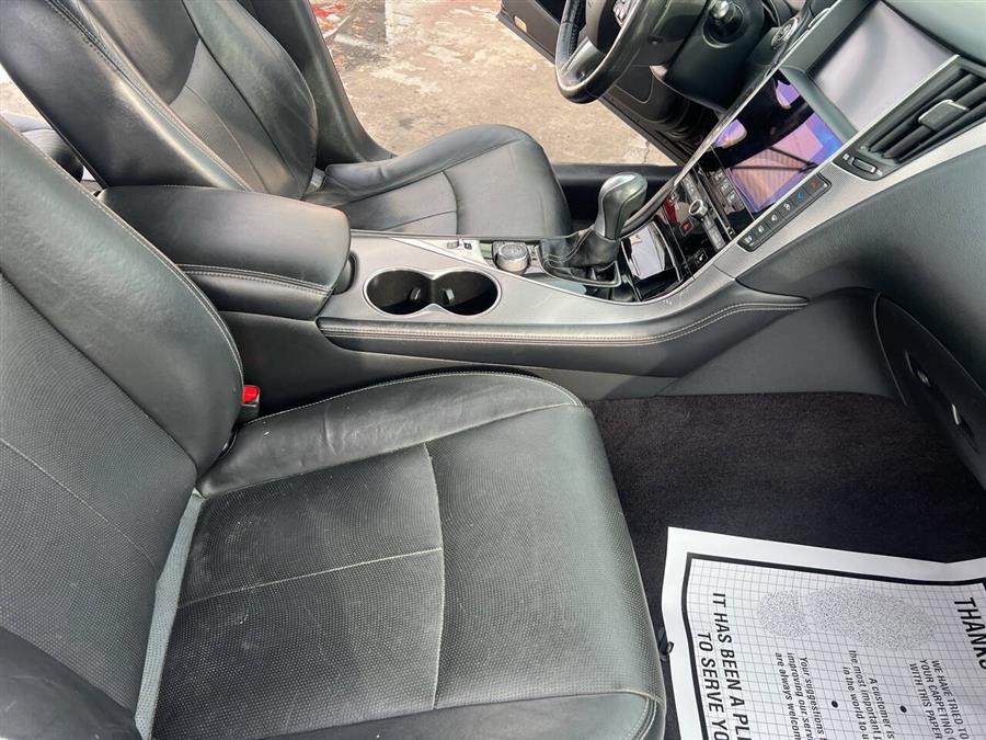 2015 Infiniti Q50 Premium AWD 4dr Sedan photo