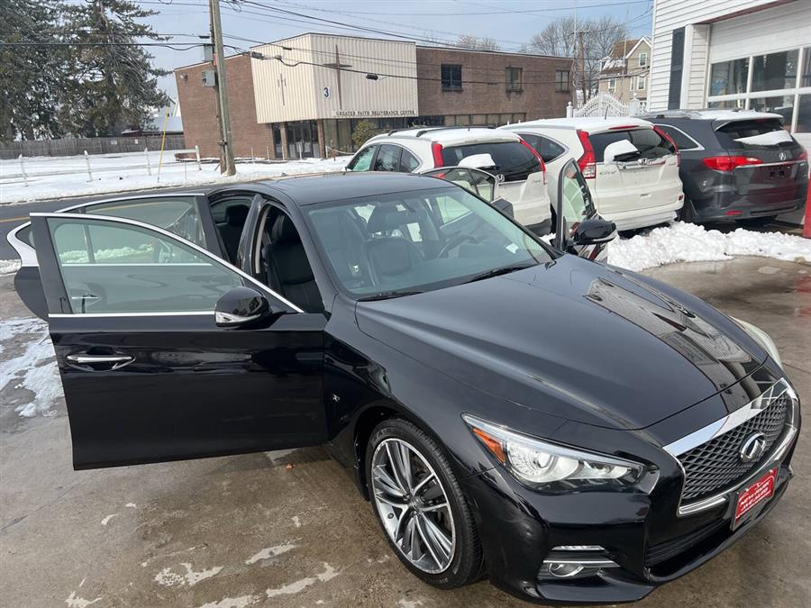2015 Infiniti Q50 Premium AWD 4dr Sedan photo