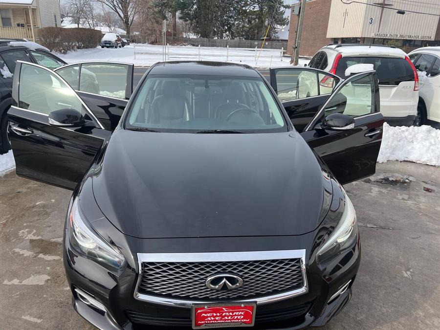 2015 Infiniti Q50 Premium AWD 4dr Sedan photo