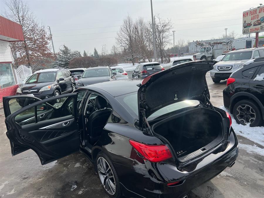 2015 Infiniti Q50 Premium AWD 4dr Sedan photo