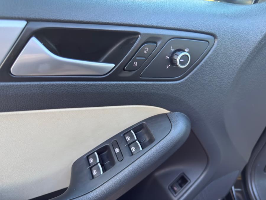 2014 Volkswagen Jetta SE PZEV photo