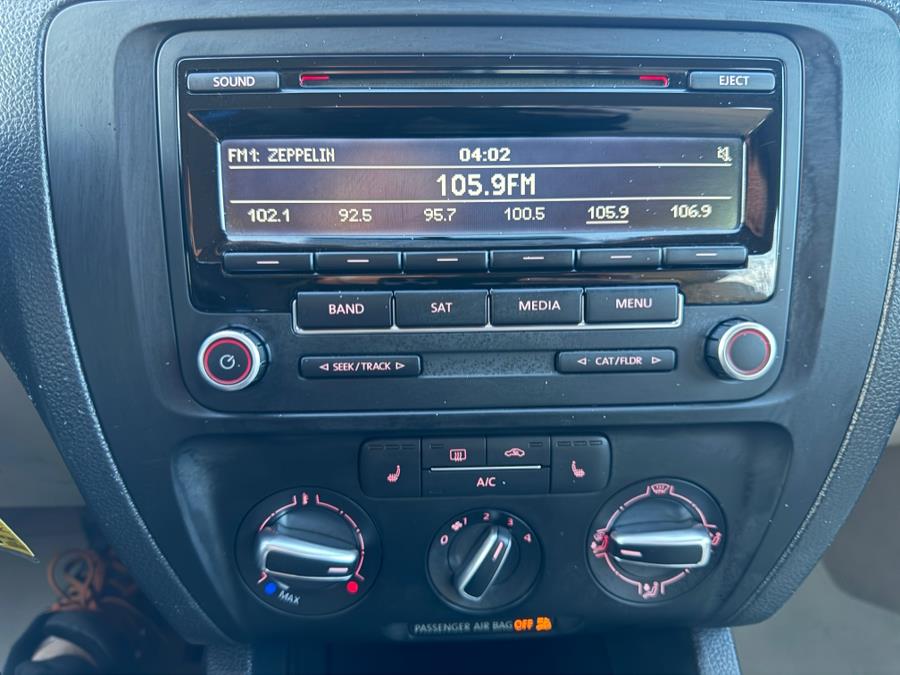 2014 Volkswagen Jetta SE PZEV photo