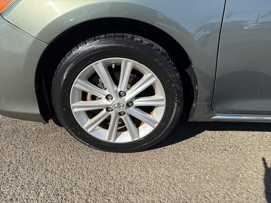 2014 Toyota Camry L photo