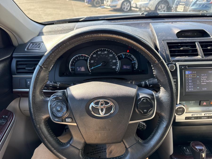 2014 Toyota Camry L photo