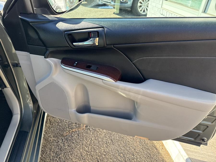 2014 Toyota Camry L photo