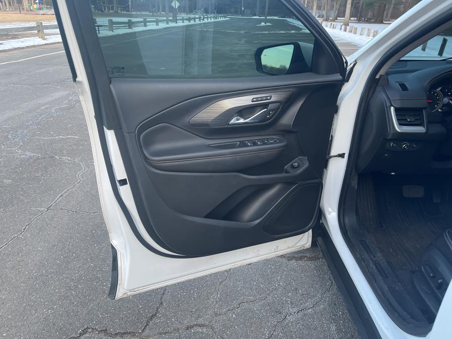 2019 GMC Terrain AWD 4dr SLT photo