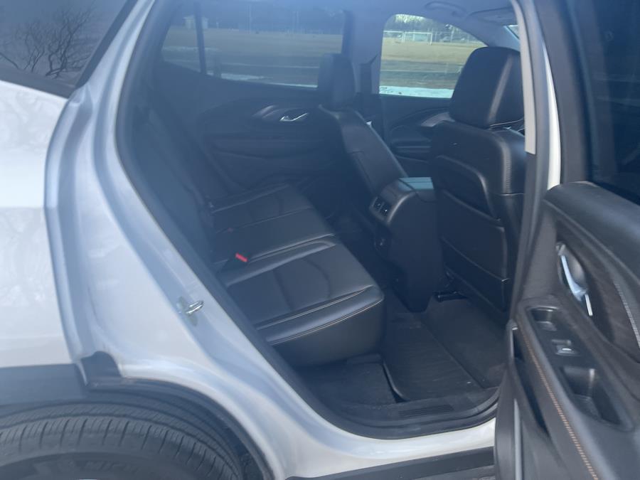 2019 GMC Terrain AWD 4dr SLT photo