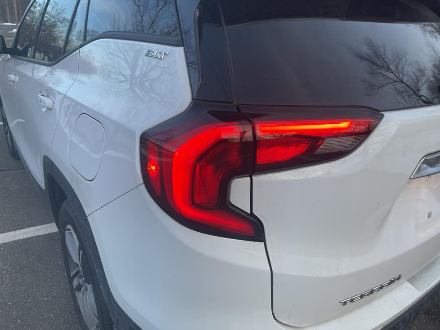 2019 GMC Terrain AWD 4dr SLT photo