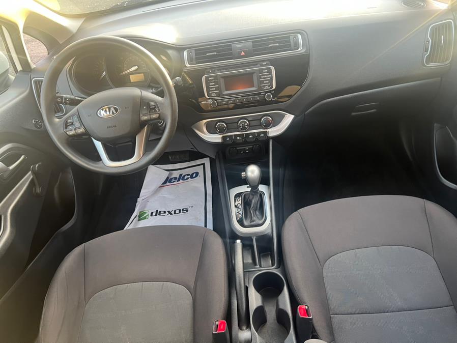 2016 Kia Rio 4dr Sdn Auto LX photo