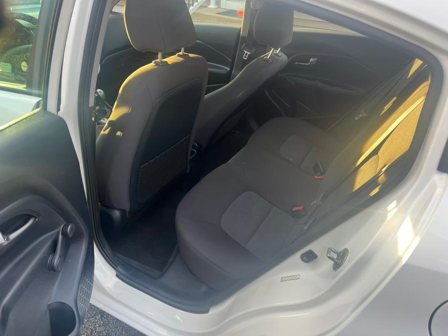 2016 Kia Rio 4dr Sdn Auto LX photo
