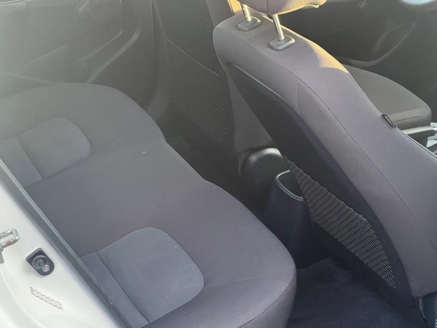 2016 Kia Rio 4dr Sdn Auto LX photo