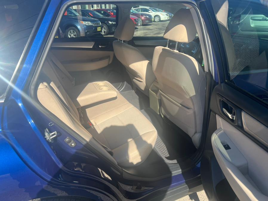 2017 Subaru Outback 2.5i Premium photo