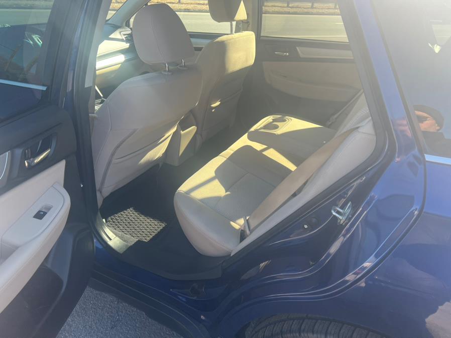 2017 Subaru Outback 2.5i Premium photo