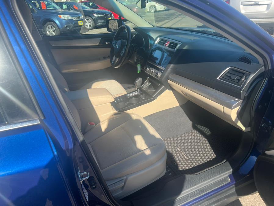 2017 Subaru Outback 2.5i Premium photo