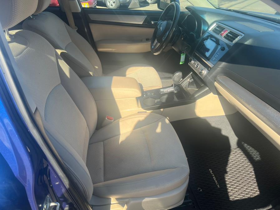 2017 Subaru Outback 2.5i Premium photo