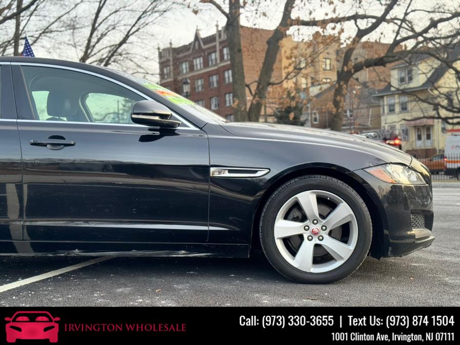 2018 Jaguar XF Sedan 25t AWD photo
