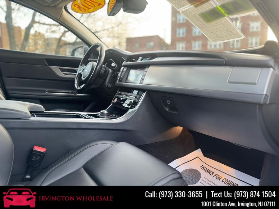 2018 Jaguar XF Sedan 25t AWD photo