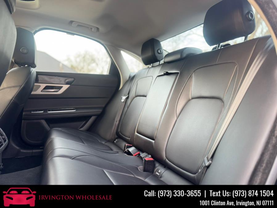 2018 Jaguar XF Sedan 25t AWD photo