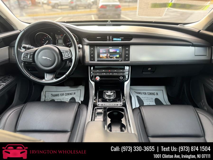 2018 Jaguar XF Sedan 25t AWD photo