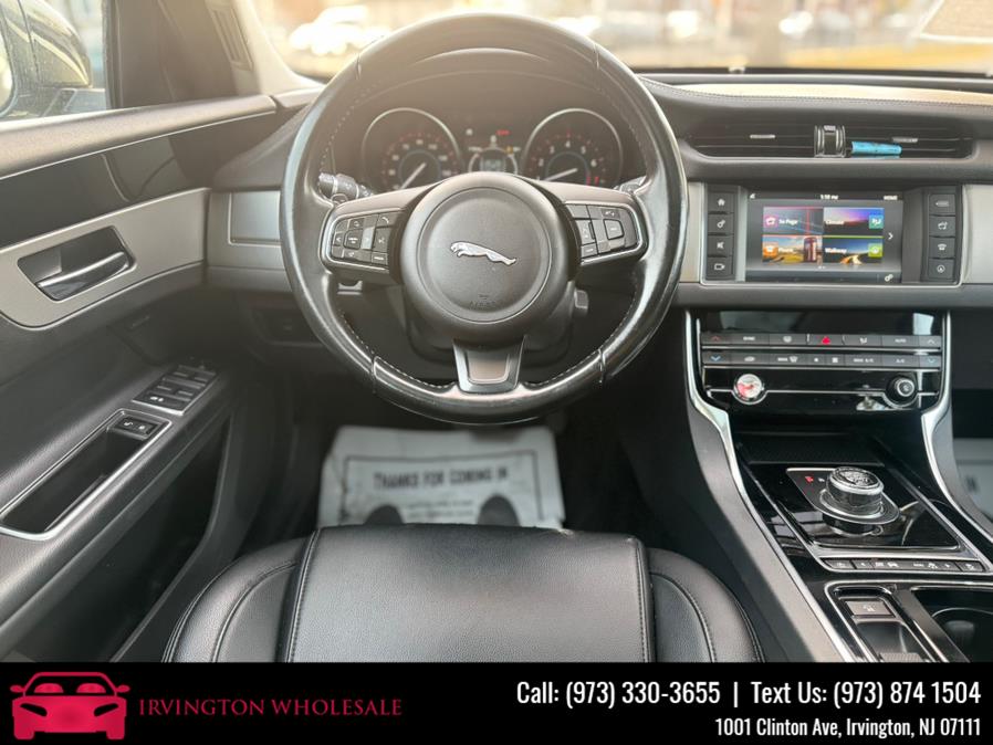 2018 Jaguar XF Sedan 25t AWD photo