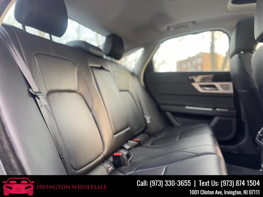 2018 Jaguar XF Sedan 25t AWD photo