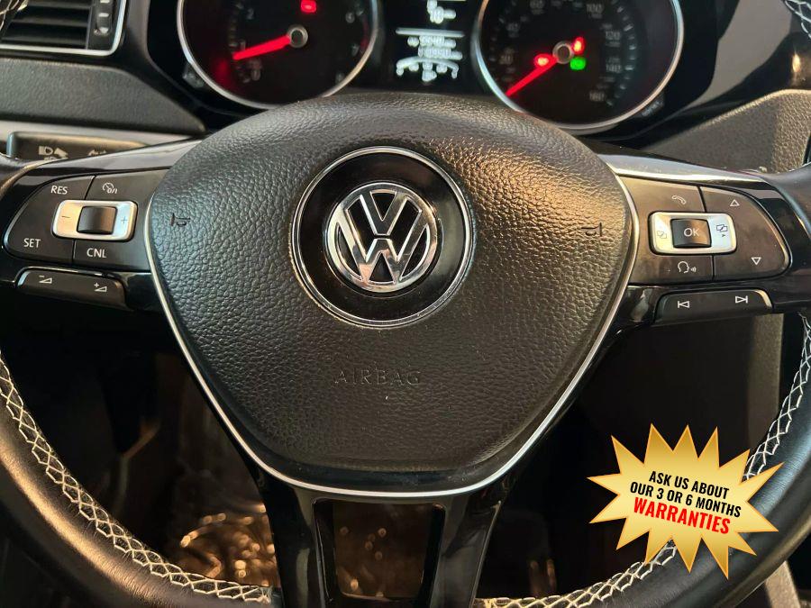 2016 Volkswagen Jetta 1.8T Sport Sedan 4D photo