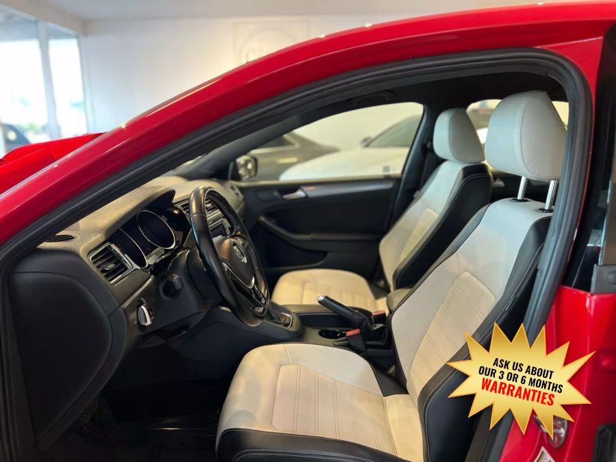 2016 Volkswagen Jetta 1.8T Sport Sedan 4D photo